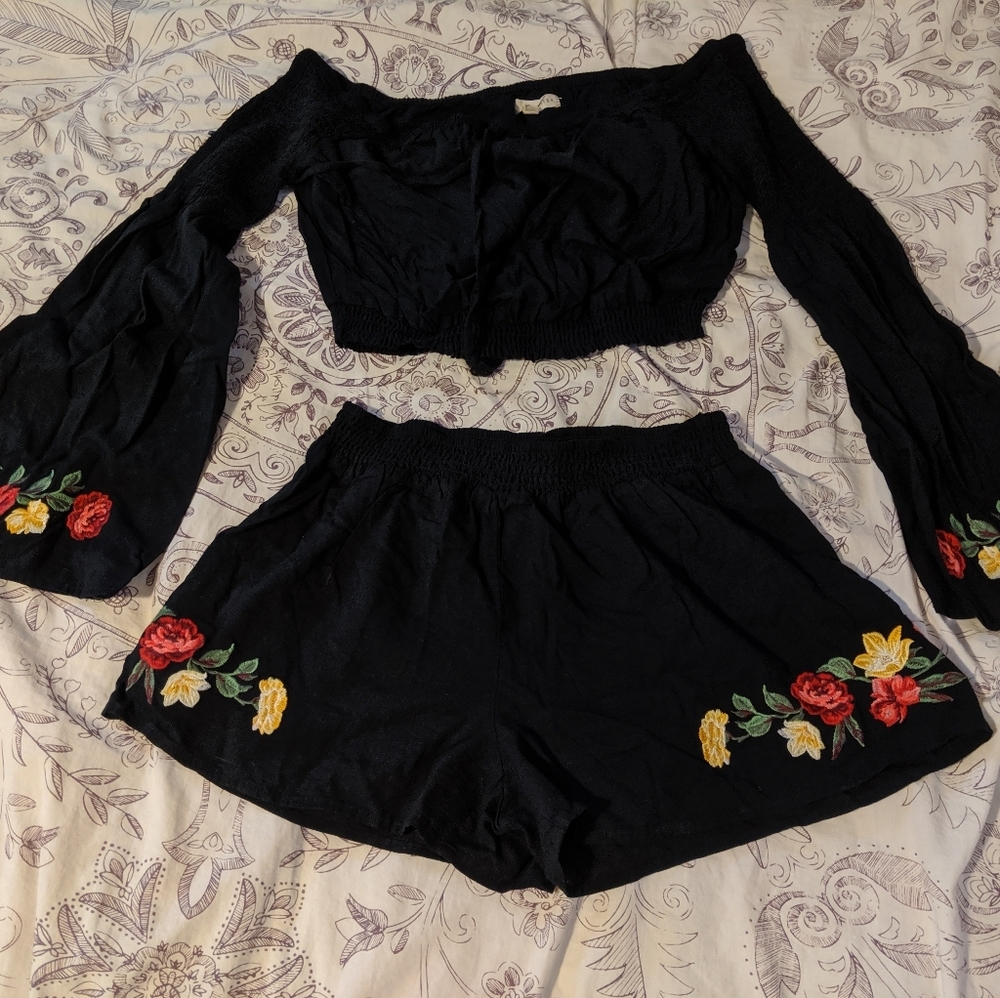 Pac Sun 2-Piece Outfit